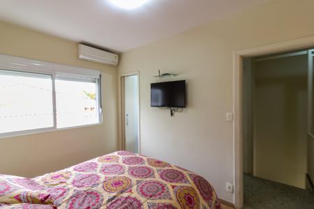 Casa para alugar com 129m², 3 quartos e 1 vaga Casa para alugar com 129m², 3 quartos e 1 vagaSuíte