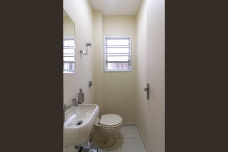 Casa para alugar com 129m², 3 quartos e 1 vaga Casa para alugar com 129m², 3 quartos e 1 vagaLavabo