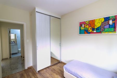 Quarto 1 de casa para alugar com 3 quartos, 129m² em Vila Congonhas, São Paulo