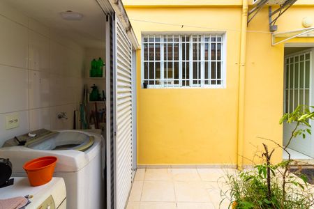 Casa para alugar com 129m², 3 quartos e 1 vaga Casa para alugar com 129m², 3 quartos e 1 vagaÁrea de Serviço