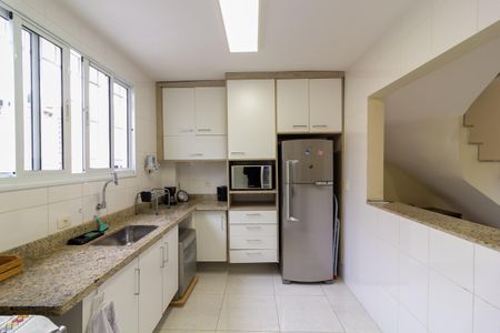 Casa para alugar com 129m², 3 quartos e 1 vaga Casa para alugar com 129m², 3 quartos e 1 vagaCozinha