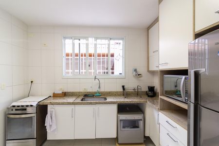 Casa para alugar com 129m², 3 quartos e 1 vaga Casa para alugar com 129m², 3 quartos e 1 vagaCozinha
