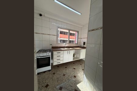 Apartamento à venda com 80m², 3 quartos e 2 vagas Apartamento à venda com 80m², 3 quartos e 2 vagasCozinha