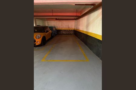 Apartamento à venda com 80m², 3 quartos e 2 vagas Apartamento à venda com 80m², 3 quartos e 2 vagasGaragem