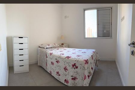 Apartamento à venda com 80m², 3 quartos e 2 vagas Apartamento à venda com 80m², 3 quartos e 2 vagasQuarto