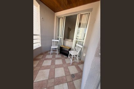 Apartamento à venda com 80m², 3 quartos e 2 vagas Apartamento à venda com 80m², 3 quartos e 2 vagasSacada