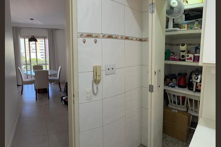 Apartamento à venda com 80m², 3 quartos e 2 vagas Apartamento à venda com 80m², 3 quartos e 2 vagasCozinha
