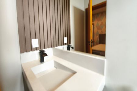 Casa de condomínio à venda com 210m², 3 quartos e 4 vagasBanheiro da  Suíte 3