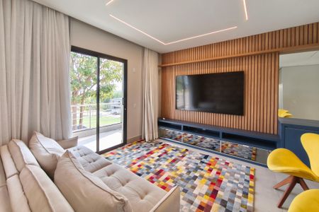 Sala  de casa de condomínio à venda com 3 quartos, 210m² em Swiss Park, Campinas