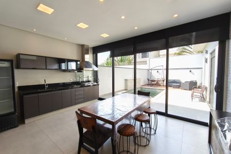 Casa de condomínio à venda com 210m², 3 quartos e 4 vagasÁrea gourmet