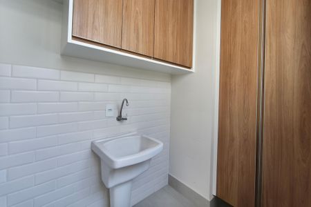 Casa de condomínio à venda com 210m², 3 quartos e 4 vagasÁrea de Serviço