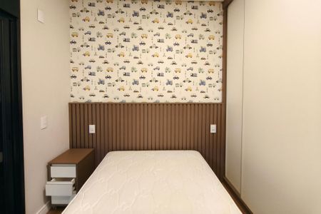 Casa de condomínio à venda com 210m², 3 quartos e 4 vagasSuíte 2