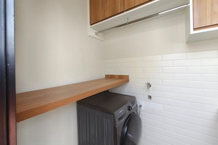 Casa de condomínio à venda com 210m², 3 quartos e 4 vagasÁrea de Serviço