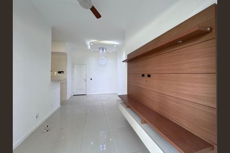 Apartamento à venda com 85m², 2 quartos e 1 vagaSala