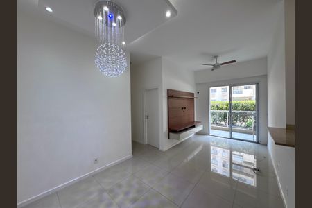 Apartamento à venda com 85m², 2 quartos e 1 vagaSala