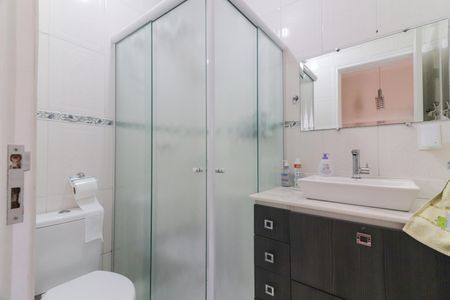 Casa de condomínio à venda com 125m², 3 quartos e 2 vagas Casa de condomínio à venda com 125m², 3 quartos e 2 vagasBanheiro Social