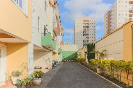 Casa de condomínio à venda com 125m², 3 quartos e 2 vagas Casa de condomínio à venda com 125m², 3 quartos e 2 vagasÁrea comum