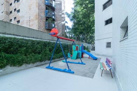 Apartamento à venda com 319m², 3 quartos e 3 vagasPlayground