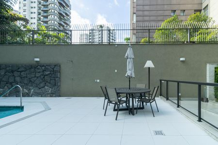 Apartamento à venda com 319m², 3 quartos e 3 vagasPiscina