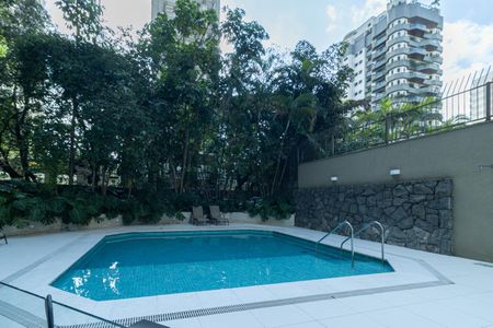 Apartamento à venda com 319m², 3 quartos e 3 vagasPiscina