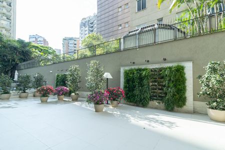 Apartamento à venda com 319m², 3 quartos e 3 vagasÁrea externa