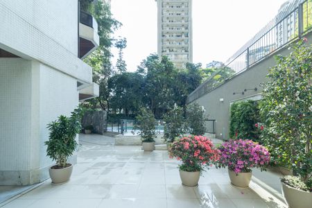 Apartamento à venda com 319m², 3 quartos e 3 vagasÁrea externa