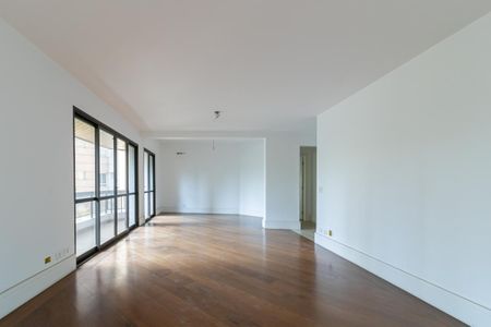 Apartamento à venda com 319m², 3 quartos e 3 vagasSala