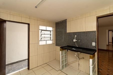 Cozinha de casa para alugar com 2 quartos, 80m² em Vila Leonor, São Paulo