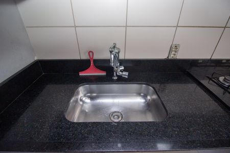 Apartamento à venda com 42m², 2 quartos e 1 vaga Apartamento à venda com 42m², 2 quartos e 1 vagaCozinha e Área de Serviço