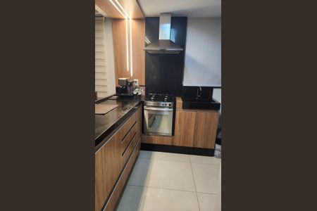 Apartamento à venda com 42m², 2 quartos e 1 vaga Apartamento à venda com 42m², 2 quartos e 1 vagaÁrea comum - Salão de festas