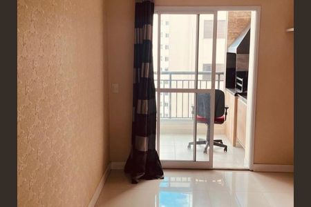 Sala  de apartamento à venda com 2 quartos, 60m² em Bussocaba, Osasco