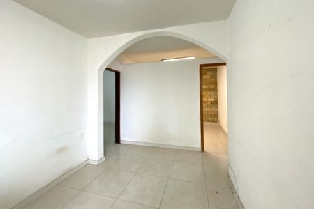 Casa à venda com 80m², 3 quartos e 5 vagasSala