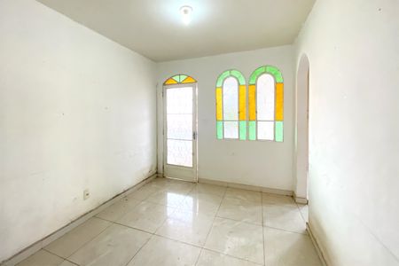 Sala de casa à venda com 3 quartos, 80m² em Santa Cruz, Belo Horizonte