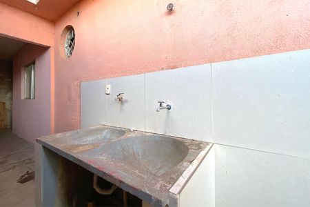 Casa à venda com 80m², 3 quartos e 5 vagasÁrea de Serviço