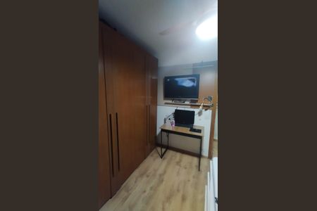 Apartamento à venda com 84m², 3 quartos e 2 vagasQuarto 2