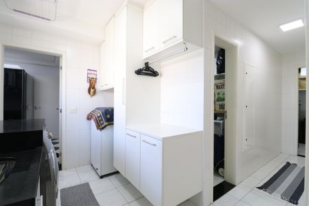 Apartamento à venda com 223m², 3 quartos e 4 vagasÁrea de Serviço