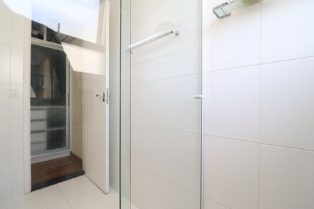 Apartamento à venda com 223m², 3 quartos e 4 vagasBanheiro da Suíte 3