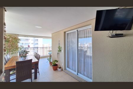 Apartamento à venda com 223m², 3 quartos e 4 vagasVaranda