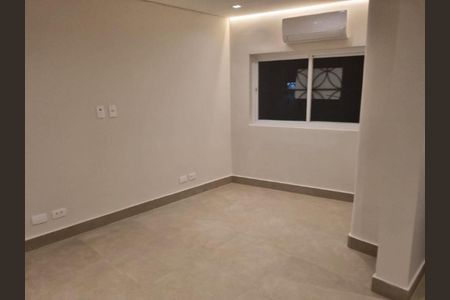Casa à venda com 130m², 3 quartos e sem vagaFoto 02