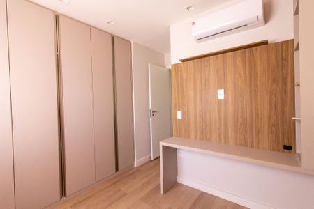 Apartamento à venda com 155m², 3 quartos e 2 vagasSuíte 2