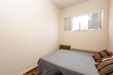 Apartamento para alugar com 105m², 3 quartos e sem vagaQuarto 2