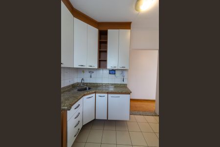 Apartamento para alugar com 64m², 2 quartos e 2 vagas Apartamento para alugar com 64m², 2 quartos e 2 vagasCozinha