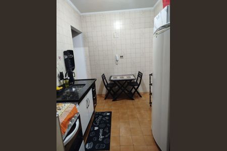 Cozinha de apartamento para alugar com 1 quarto, 55m² em Tupi, Praia Grande