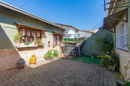 Casa à venda com 120m², 3 quartos e 2 vagas Casa à venda com 120m², 3 quartos e 2 vagasÁrea Externa