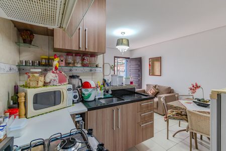 Casa à venda com 77m², 2 quartos e 1 vagaCozinha e Área de Serviço