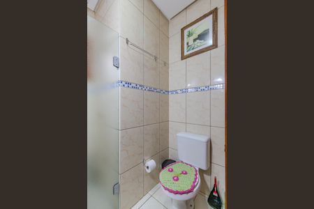 Casa à venda com 77m², 2 quartos e 1 vagaBanheiro