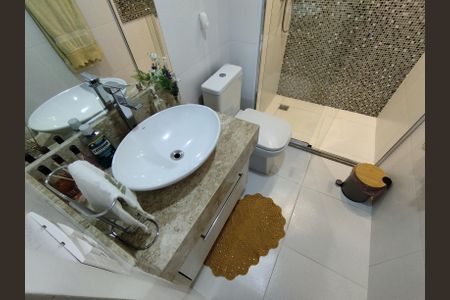 Apartamento à venda com 93m², 3 quartos e 2 vagasBanheiro