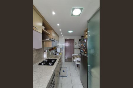 Apartamento à venda com 93m², 3 quartos e 2 vagasCozinha
