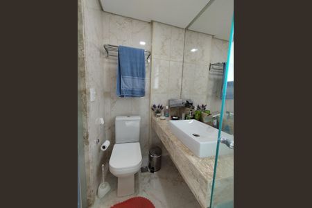 Apartamento à venda com 93m², 3 quartos e 2 vagasBanheiro da Suíte 