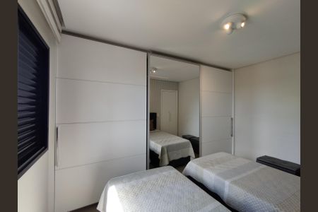 Apartamento à venda com 93m², 3 quartos e 2 vagasQuarto 2